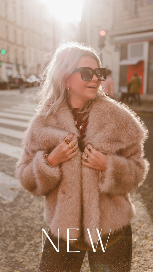 Fake Fur Jack Light Sand | NOTE: Levertijd 5-7 werkdagen